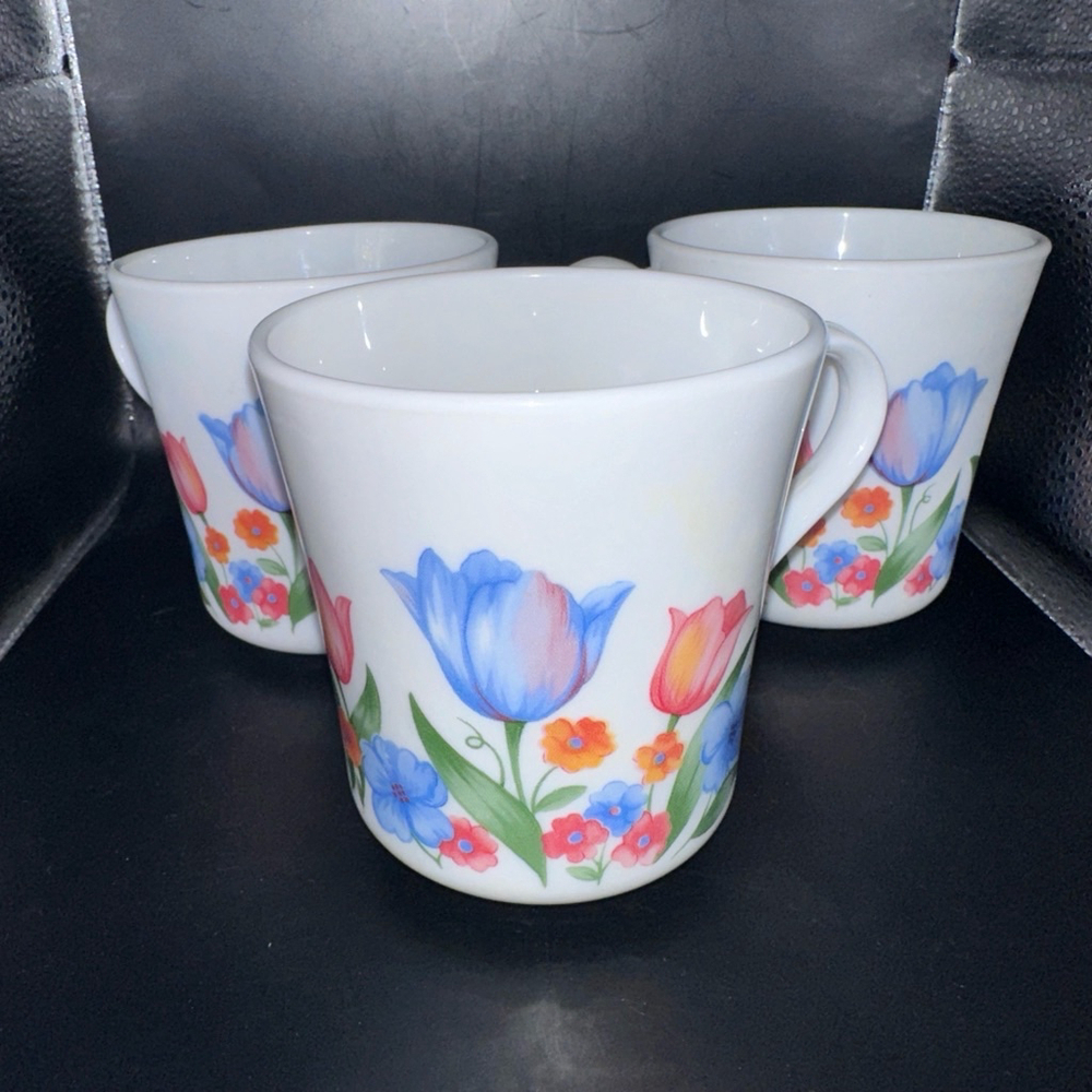 Vintage Corning Corelle Fresh Cut Tulips Coffee Tea Mug Set Of 3